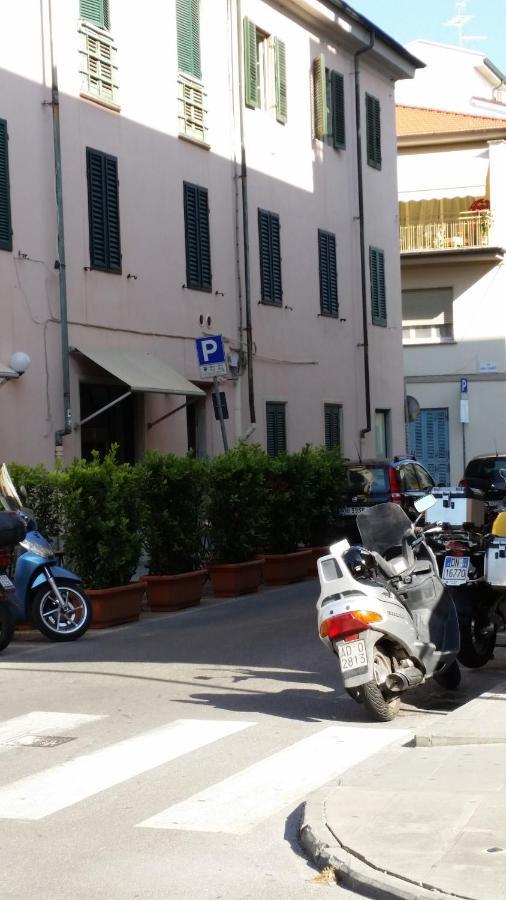 Casa Di Titta Vicino Al Mare Βίλα Βιαρέτζιο Εξωτερικό φωτογραφία